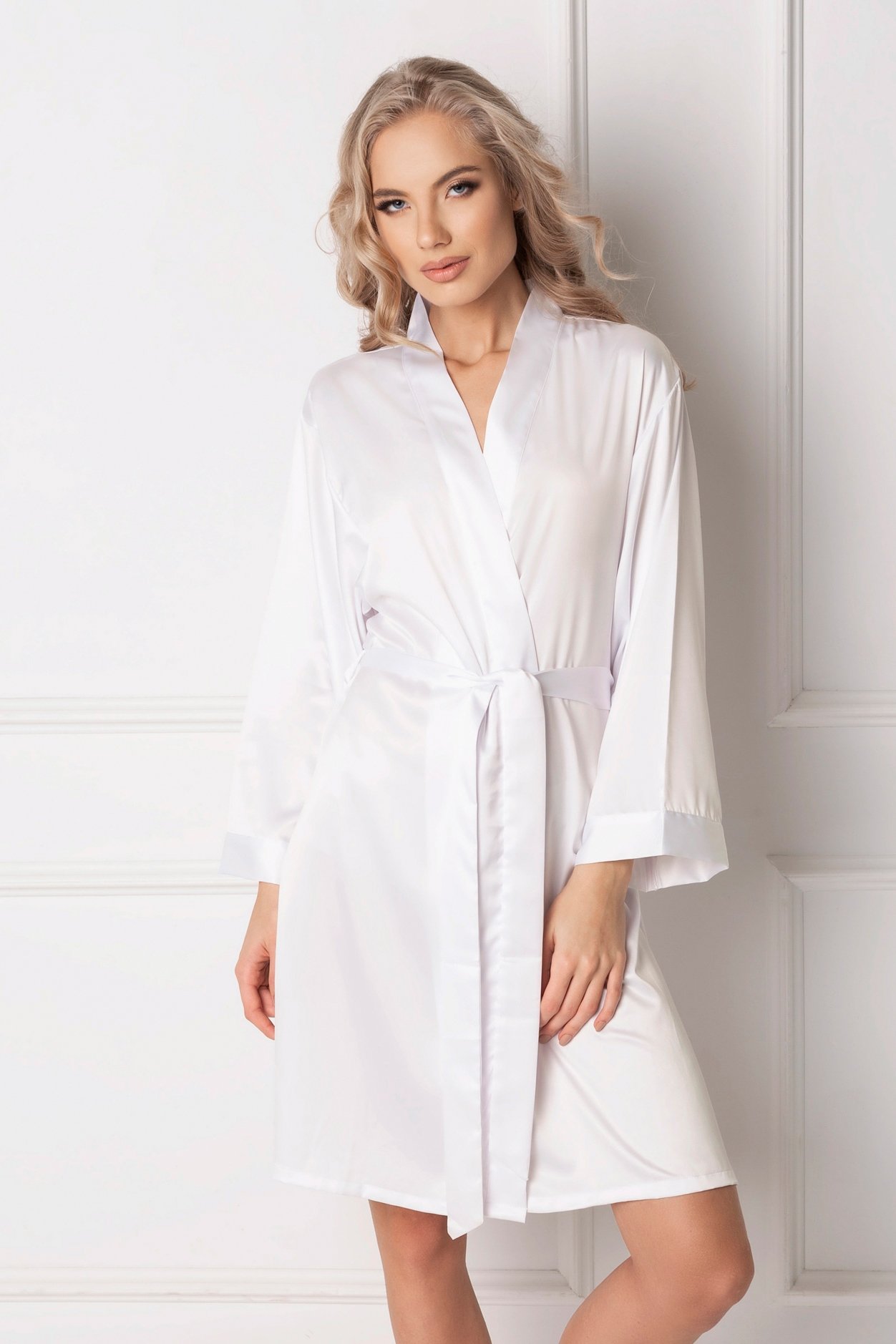 Classy White-WHI Classy White-WHI
