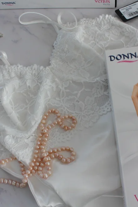 Noční košilka Venus Ecru