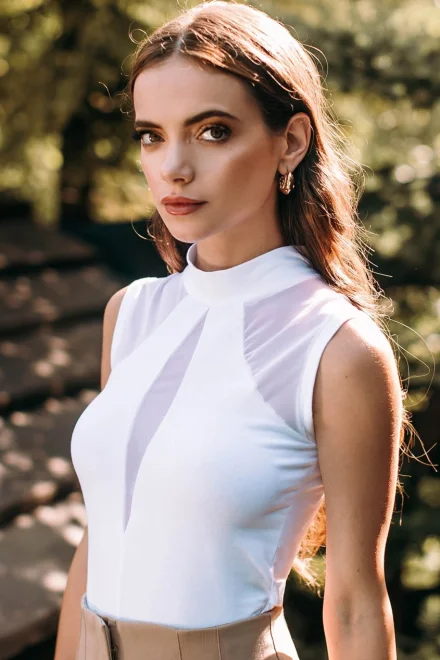 Halenka Coral - Bílá