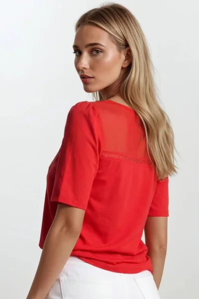 Halenka Sigala - Červená