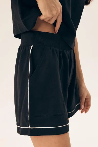 Dámská souprava Remi - s kraťasy - Černá