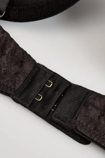 Push-up podprsenka Charm - Černá