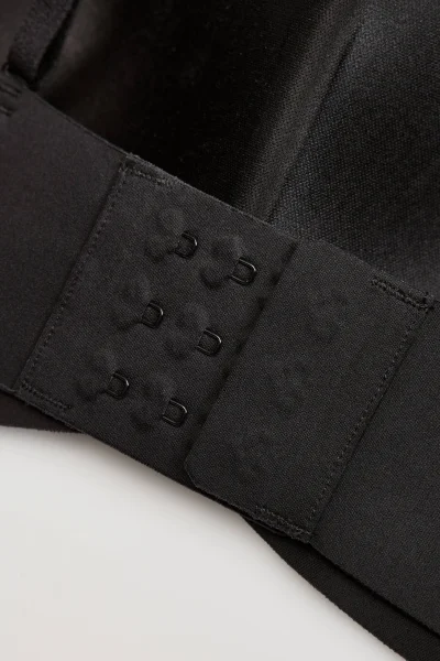 Vyztužená podprsenka Smooth - Černá