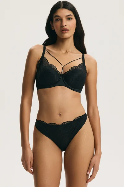 Vyztužená podprsenka Aurora - Černá