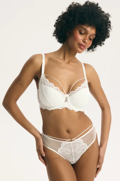 Vyztužená podprsenka Sonia - Krémová