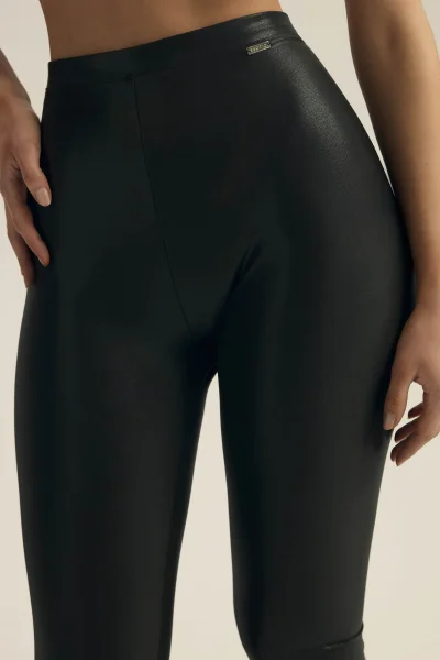 Sexy legíny Wet - síťovina na hýždích - Černá