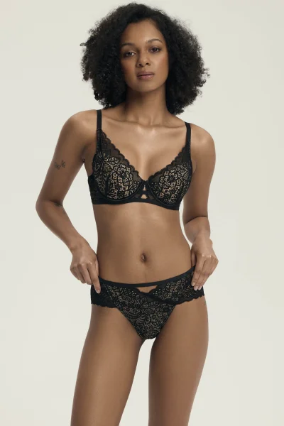 Push-up podprsenka Hint - Černá