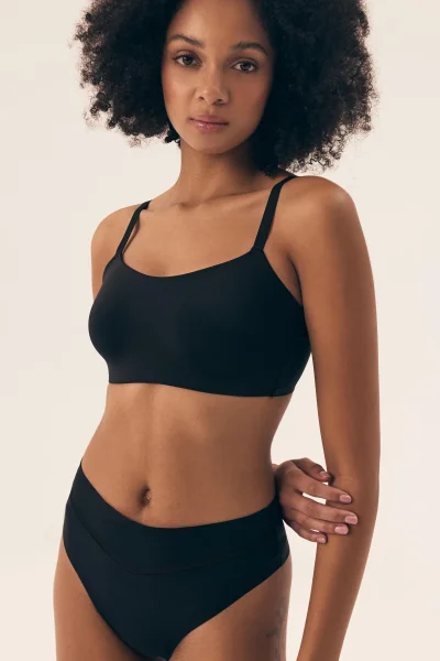 Sportovní podprsenka Bass - bez kostic - Černá