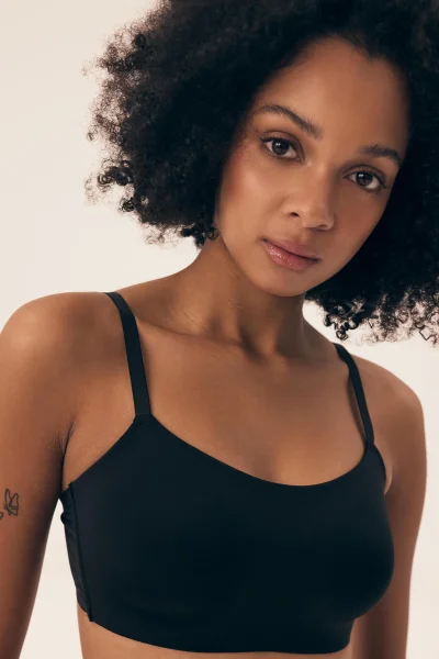 Sportovní podprsenka Bass - bez kostic - Černá