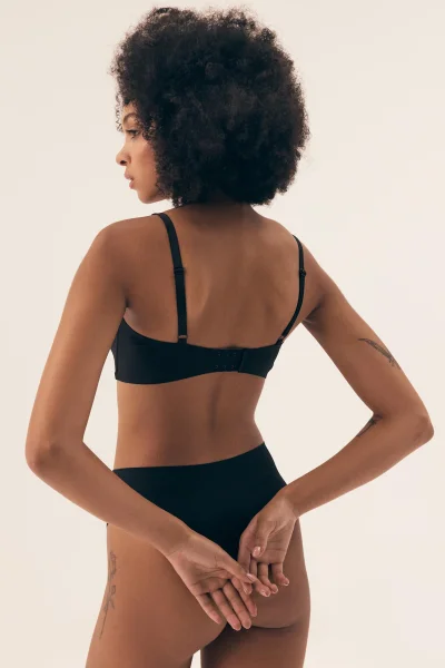 Sportovní podprsenka Bass - bez kostic - Černá