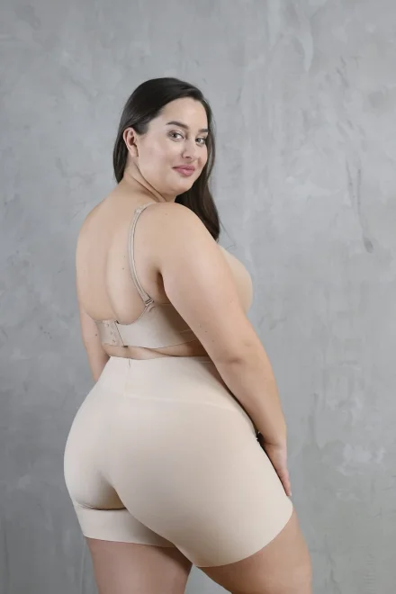 Stahovací bermudy Slim all day - Tělová