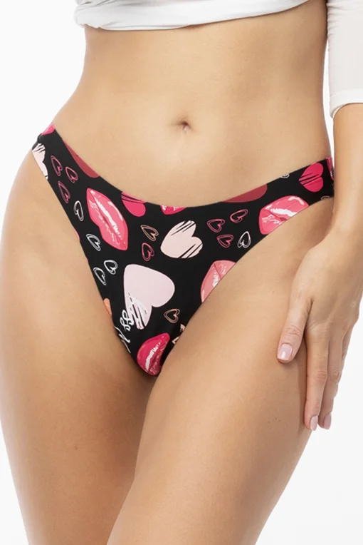 Tanga Kiss Me
