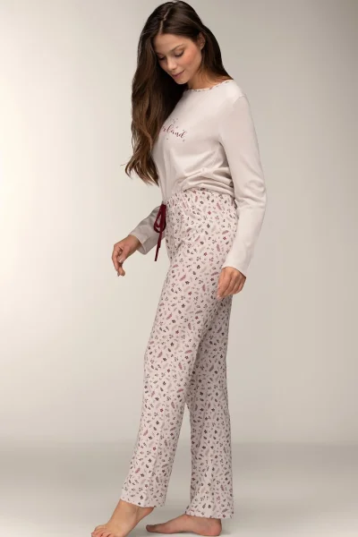 Dámské pyžamo Winter Wonderland - Krémová