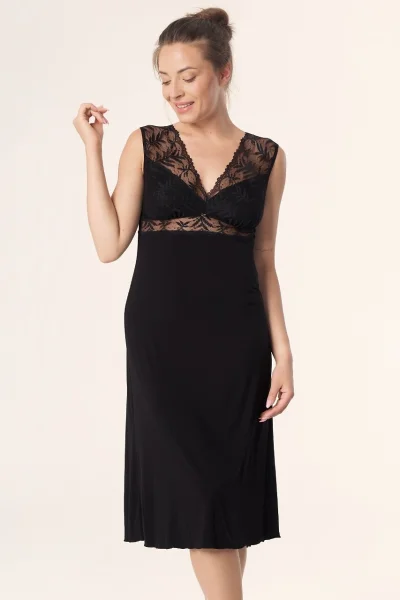 Noční košilka s rozparkem Petra - viskóza - Černá