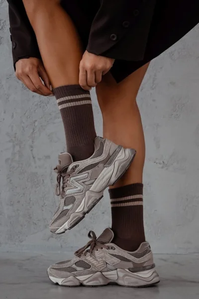 DARBRO Dámské ponožky 0200-184 - Tmavě hnědá