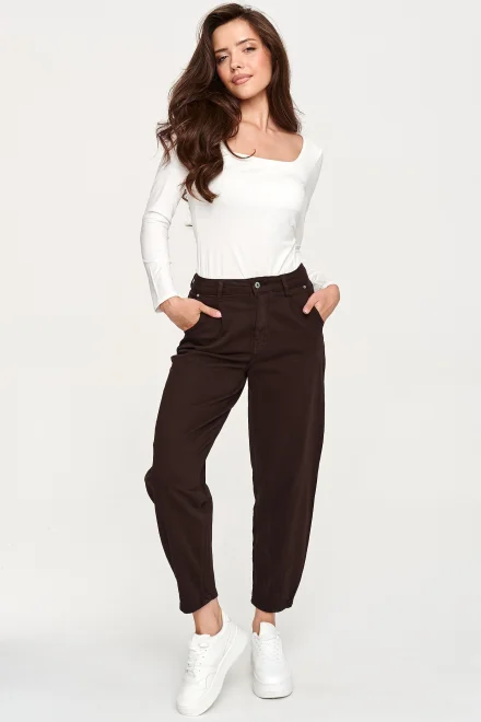 Dámské mom fit džíny C31 - tm. hnědé - Tmavě hnědá