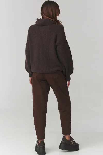 Dámský svetr s rolákem C19 - tmavě hnědý - Tmavě hnědá
