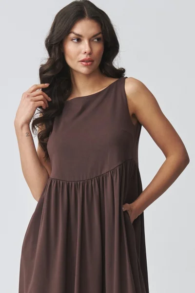 Volnočasové šaty M932 - tm. hnědé - Tmavě hnědá
