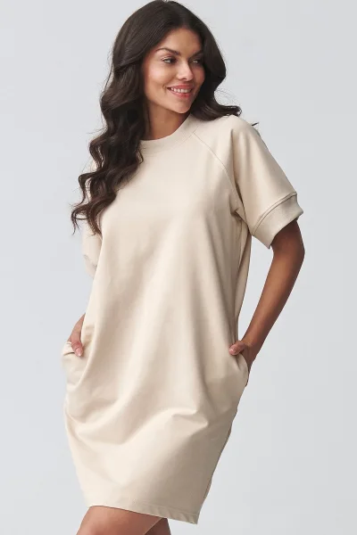 Krátké dámské šaty M920 - sv. béžové - Světle béžová