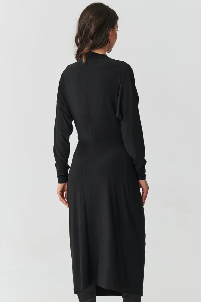 Klasické šaty M907 - Černá