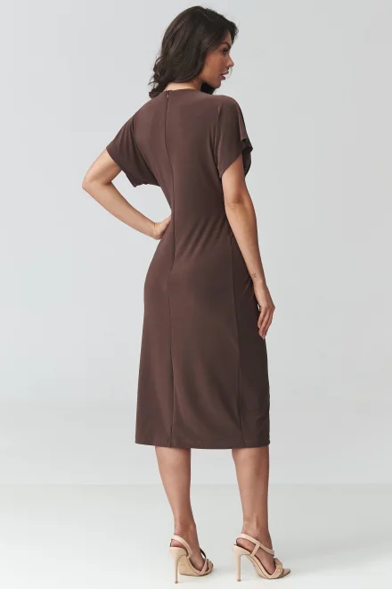 Elegantní šaty M938 - tmavě hnědé - Tmavě hnědá