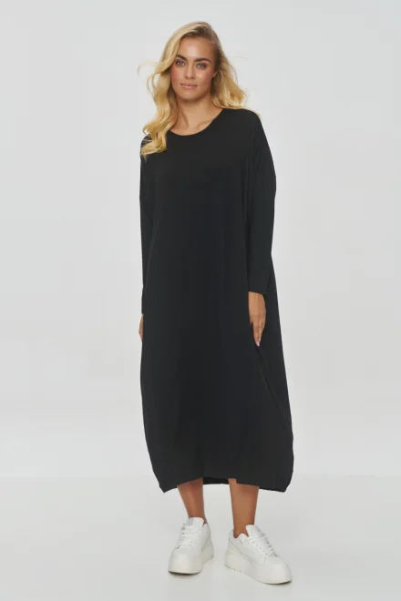 Viskózové oversize šaty M839 - černé - Černá