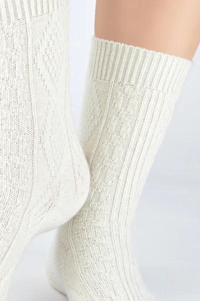 Dámské ponožky SW026 - copánkový vzor - Ecru